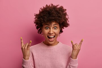 Pink Beauty Tips: Makeup and Skincare for Breast Cancer Patients