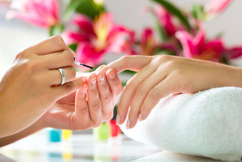 Spa Manicure - Cher-Mere